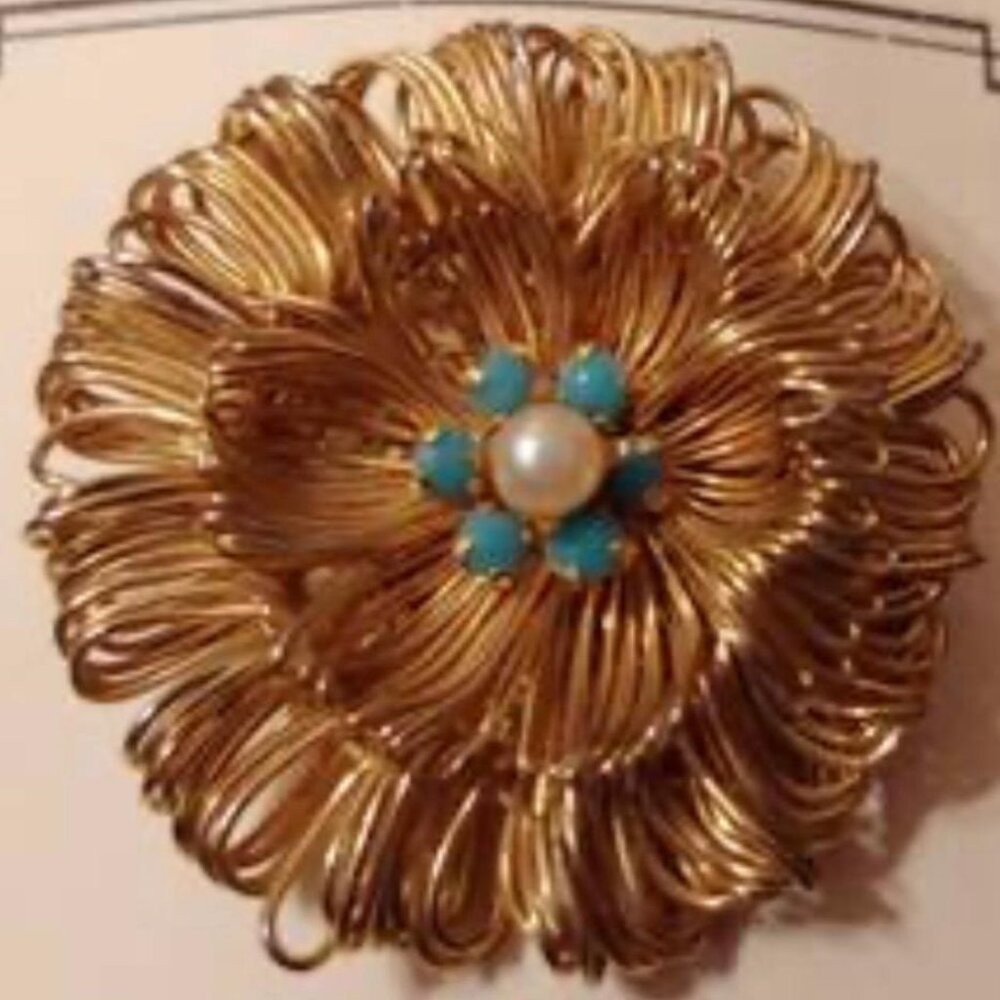vintage brooches and lapel pin